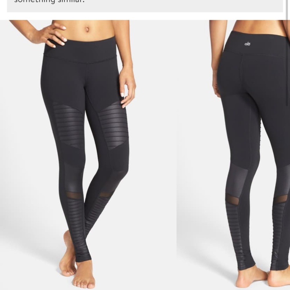 Alo Moto black leggings size small.
